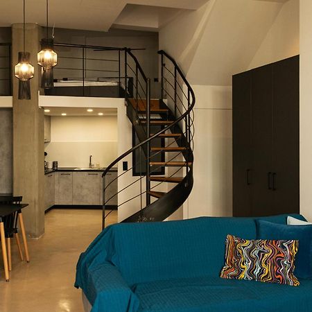 Mini Loft Apartment كالاماتا المظهر الخارجي الصورة