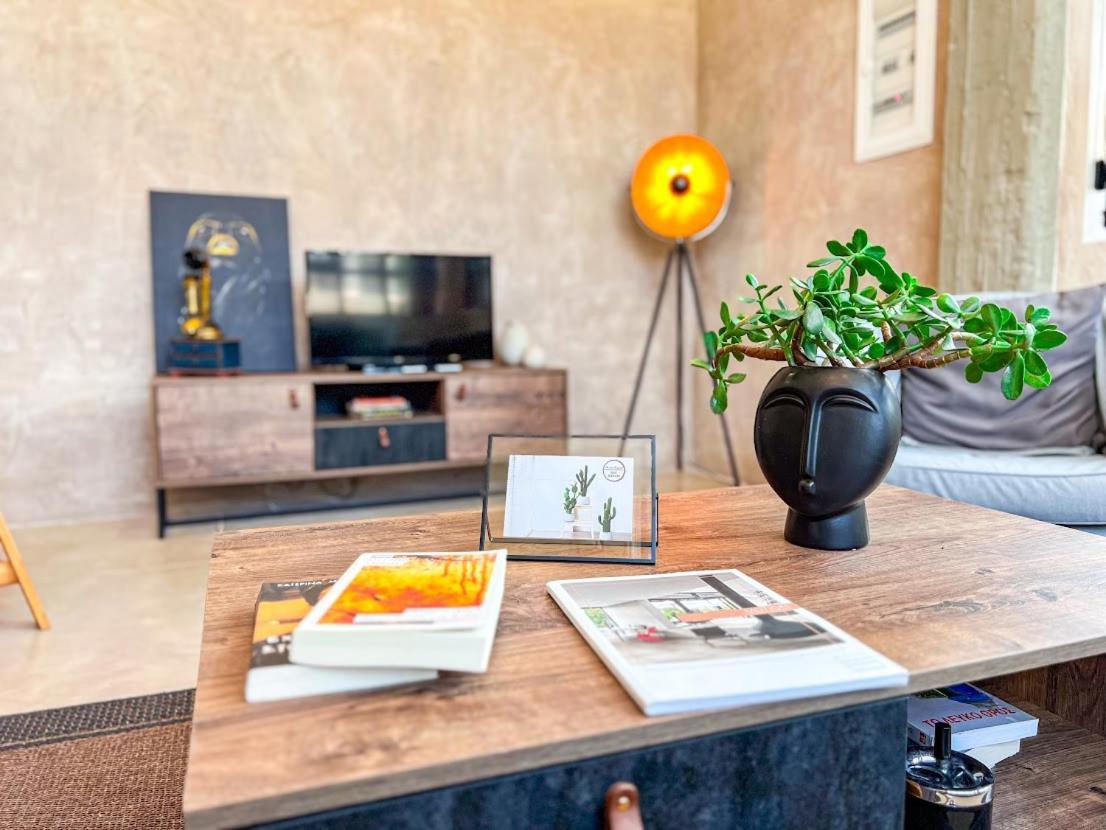 Mini Loft Apartment كالاماتا المظهر الخارجي الصورة
