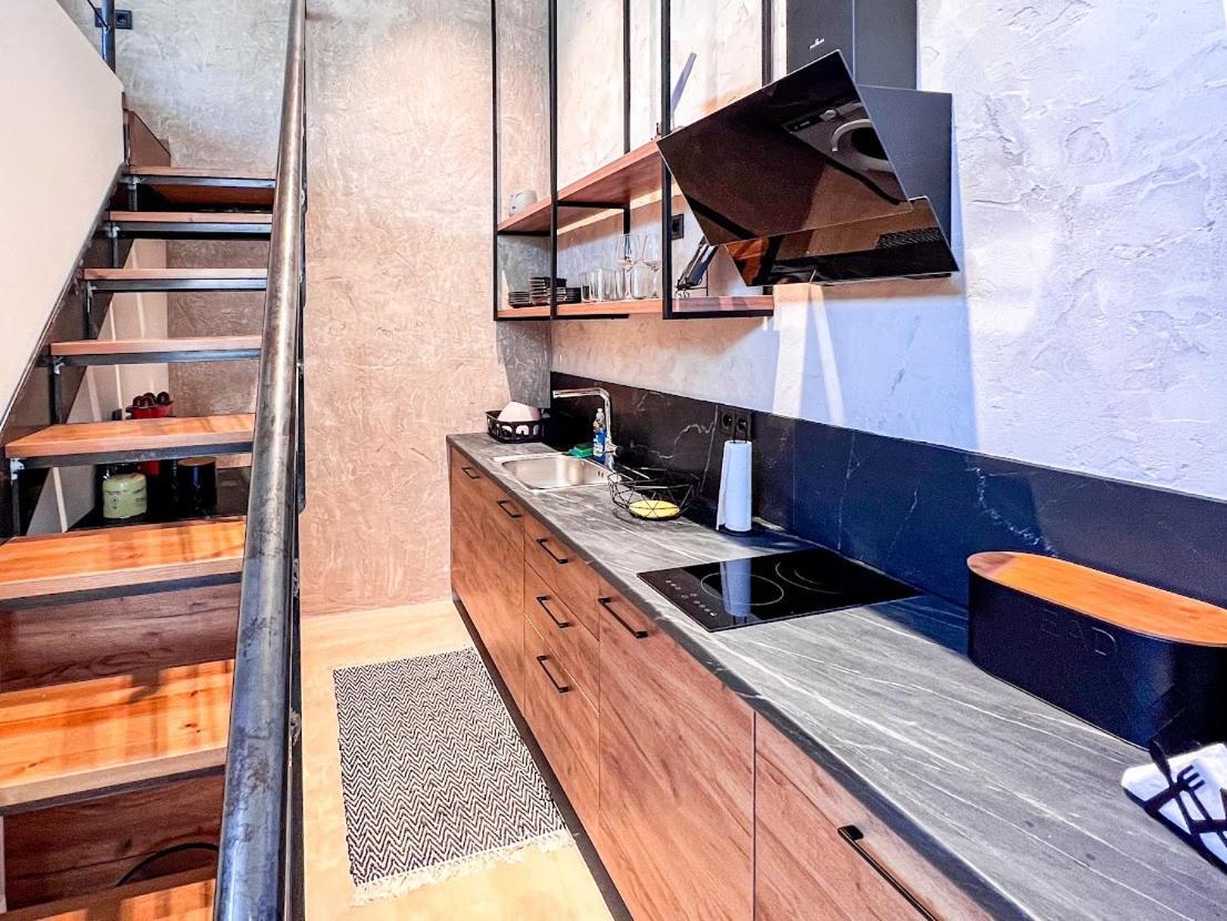 Mini Loft Apartment كالاماتا المظهر الخارجي الصورة